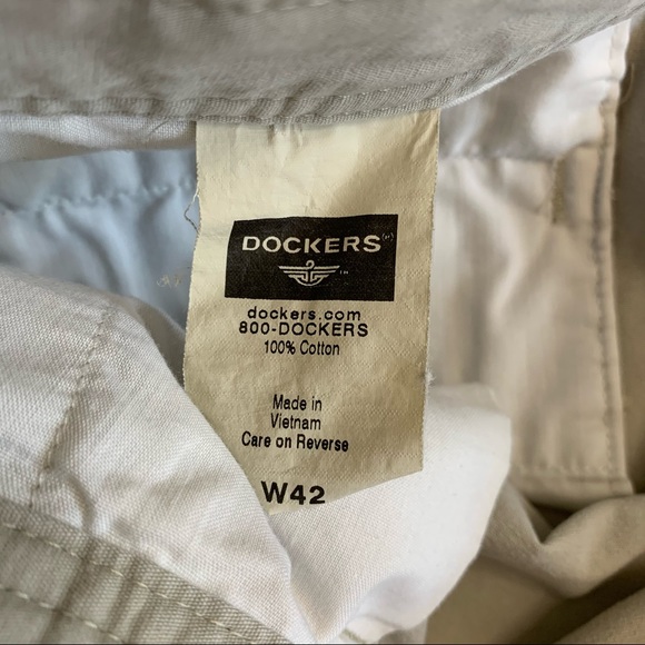 Men's Dockers Cargo Shorts Size 42 - Picture 6 of 7